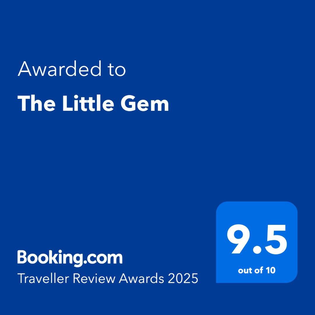 The Little Gem Hotel Waitara Buitenkant foto