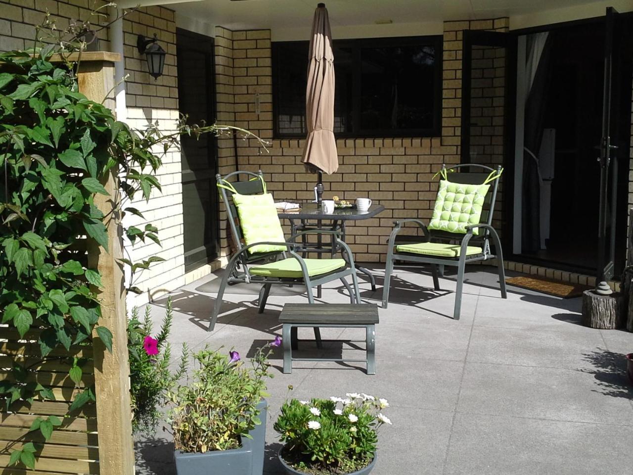 The Little Gem Hotel Waitara Buitenkant foto